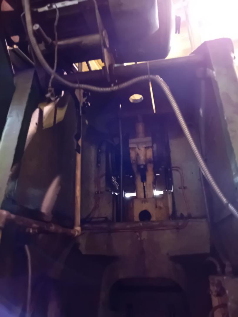 Пресс однокривошипный КЕ2330 100 тонн