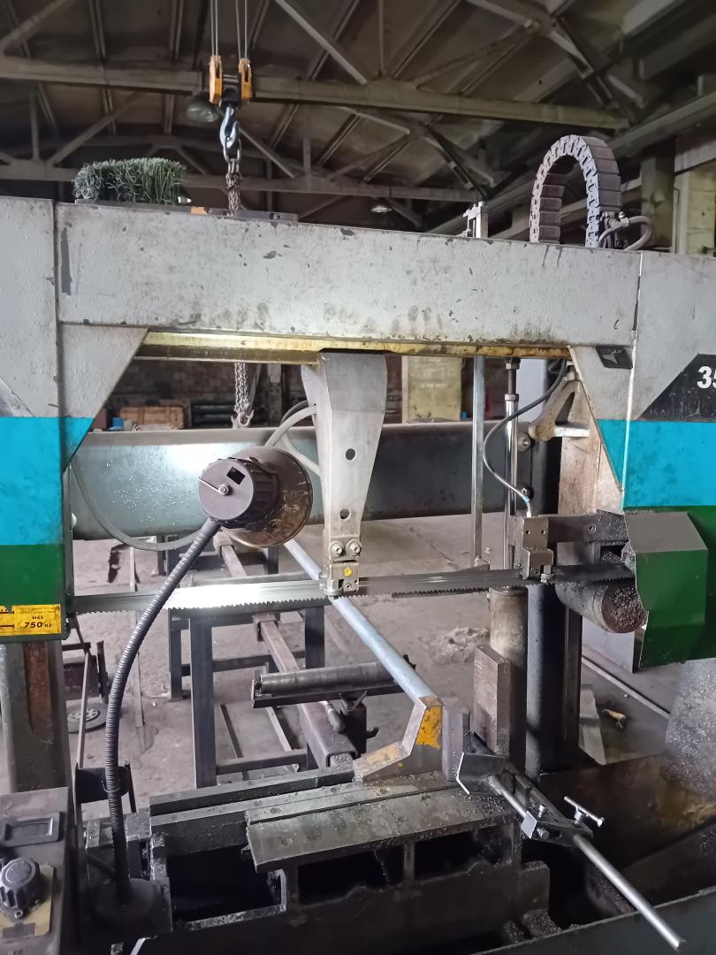 Ленточнопильный станок PEGAS 350x400 HERKULES A-CNC с шильдиком